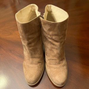 Nine West Tan leather Suede ankle boots, rhinestones on 3" heel Size 11M